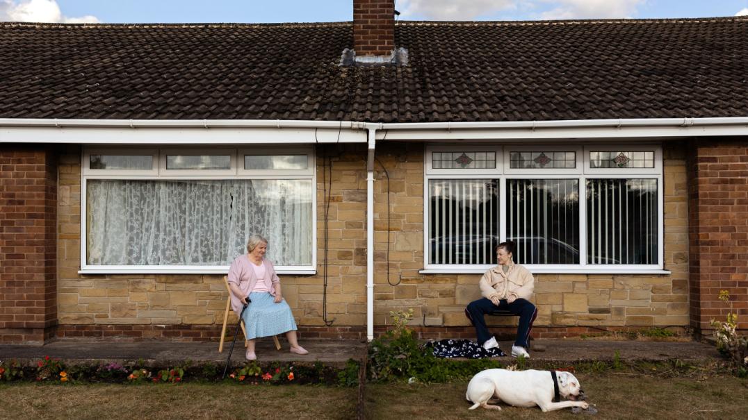 Still from Dragonfly